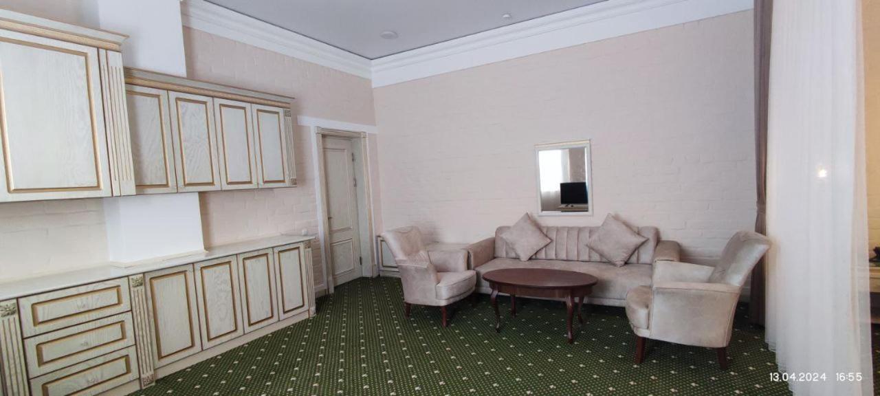 Bek Plus Hotel Takchilik Esterno foto
