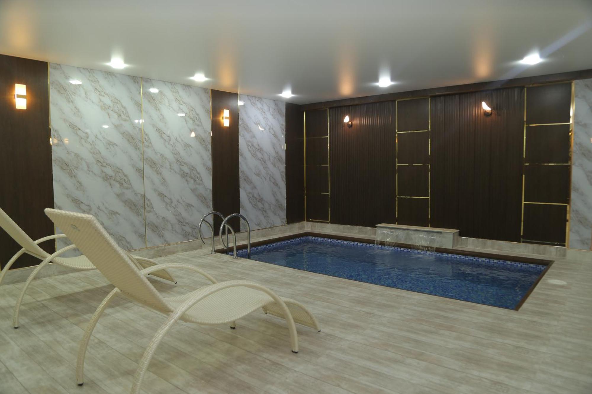 Bek Plus Hotel Takchilik Esterno foto