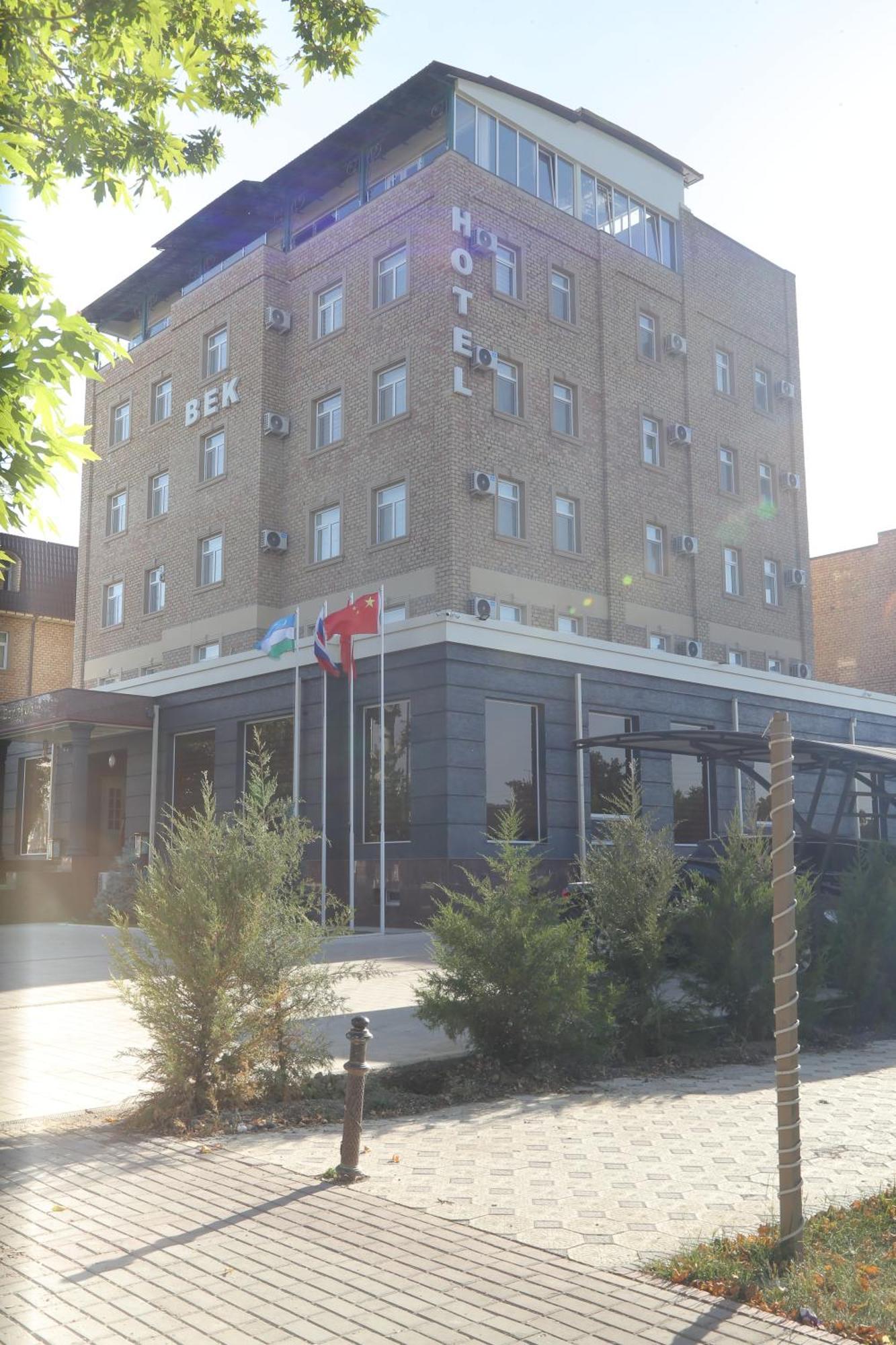 Bek Plus Hotel Takchilik Esterno foto